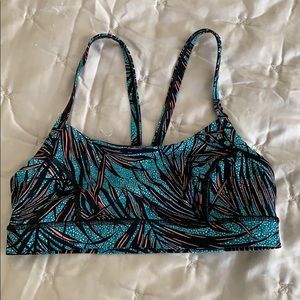lulu lemon bra size small/2
